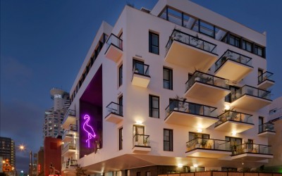 מלון בראון ביץ' האוס